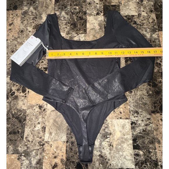 LULULEMON WUNDERMOST SQUARE-NECK BODYSUIT BLACK SHINE COLOR SIZE X-SMALL NWT - Picture 6 of 10